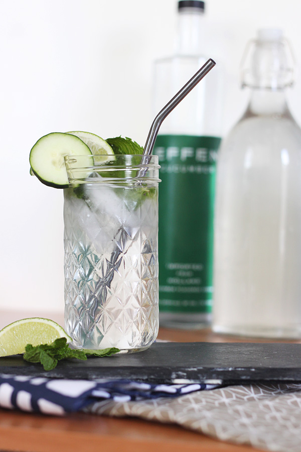Low-Calorie Skinny Cucumber Vodka Cocktail